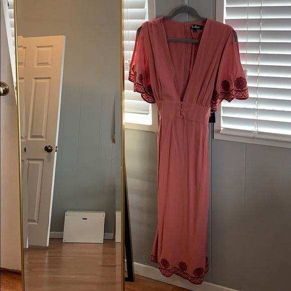 Lulus Dresses & Skirts - Lulu’s Terra Cotta Embroidered Dress